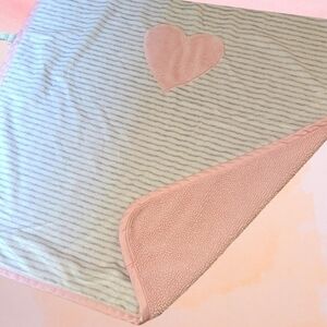 Baby Blanket Plush Heart Pink Sherpa T17 Just Born